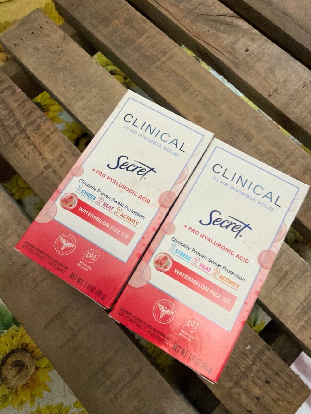Clinical Pro Hyaluronic Acid Invisible Solid Deodorant - Watermelon Fizz (2)